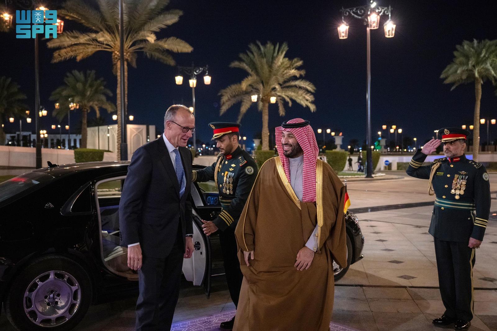 المملكة تقود جهود الوساطة لحل النزاعات الإقليمية